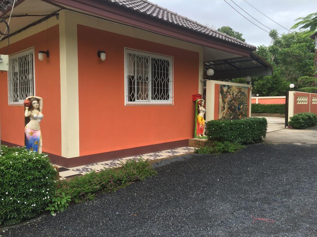 Guest house Happy Phang Nga 2*