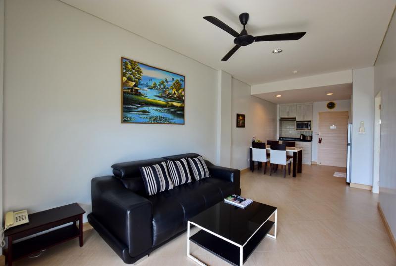 Apartment The Sea By Andrew Sam Roi Yot
