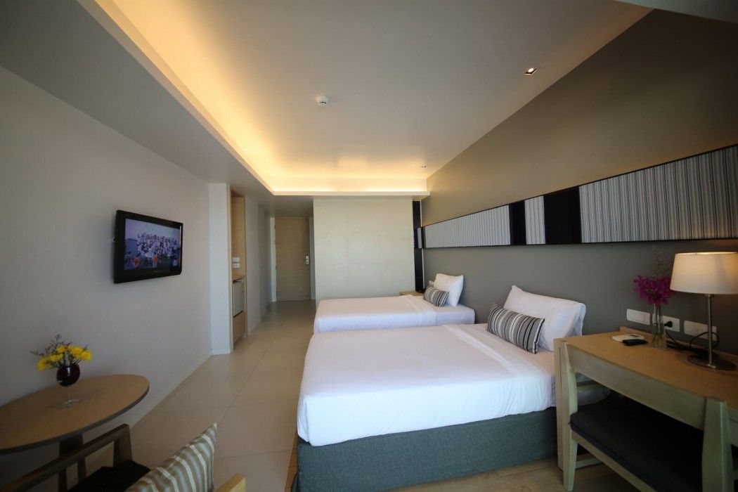 The Sun Xclusive 3*
