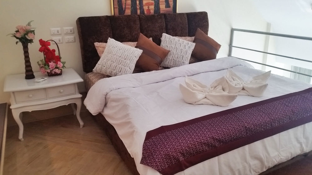 Penthouse Galare Thong Tower Apartment *