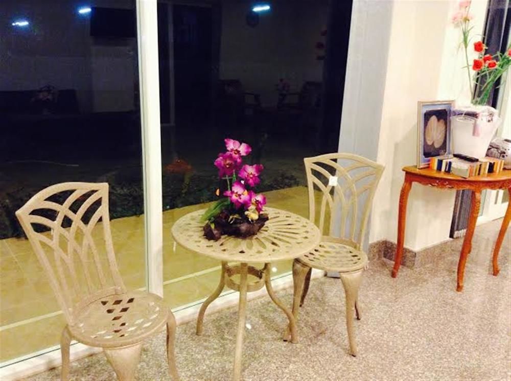 Phuket Siray Hut Resort 2*