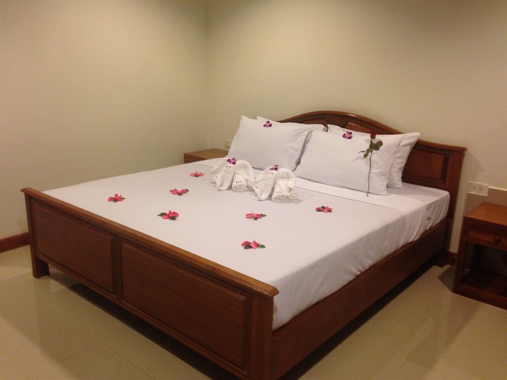 Phuket Siray Hut Resort 2*
