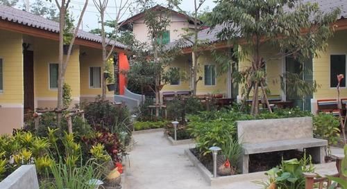 Q Zone Boutique House Resort Phra Nakhon Si Ayutthaya