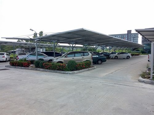Oyo 971 Chawlada Hotel Ban ba Ngan