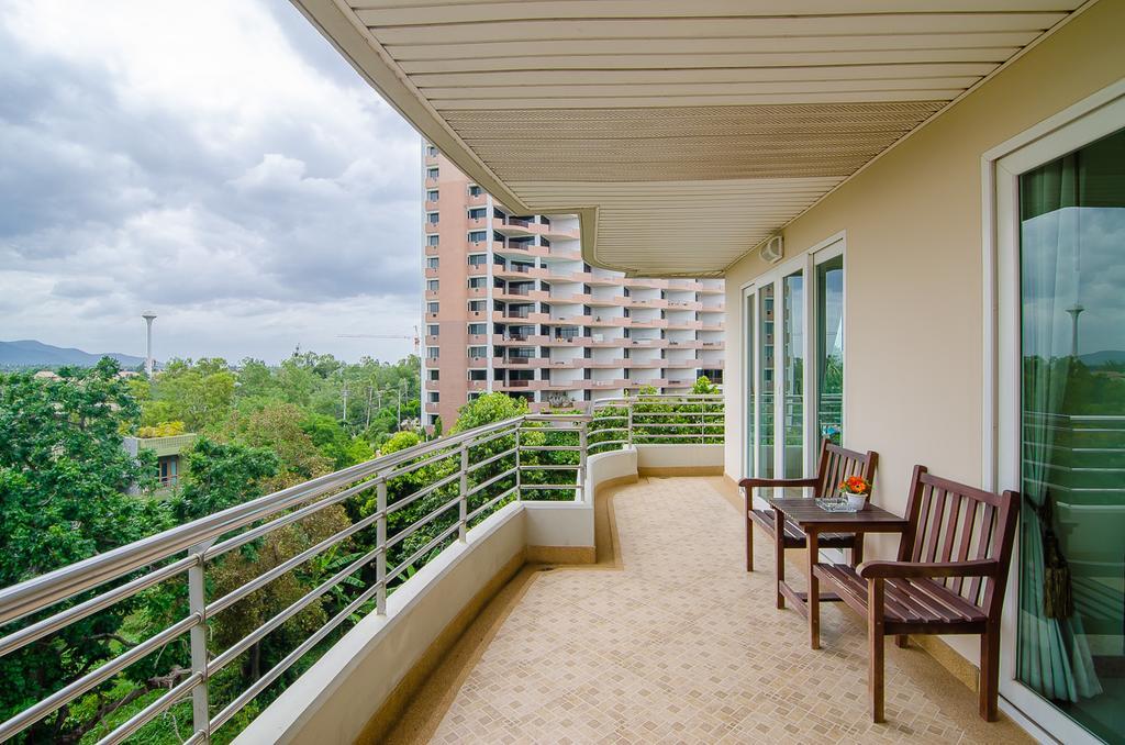 Apartment Baan Hansa