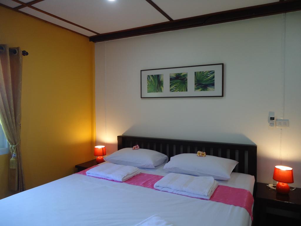 Sea Breeze House, Naiplao Inn Khanom