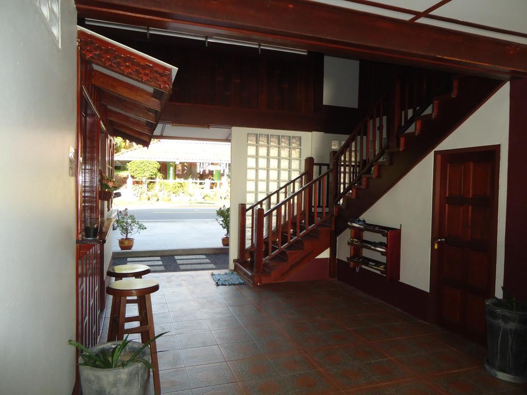 Sea Breeze House, Naiplao Inn 2*