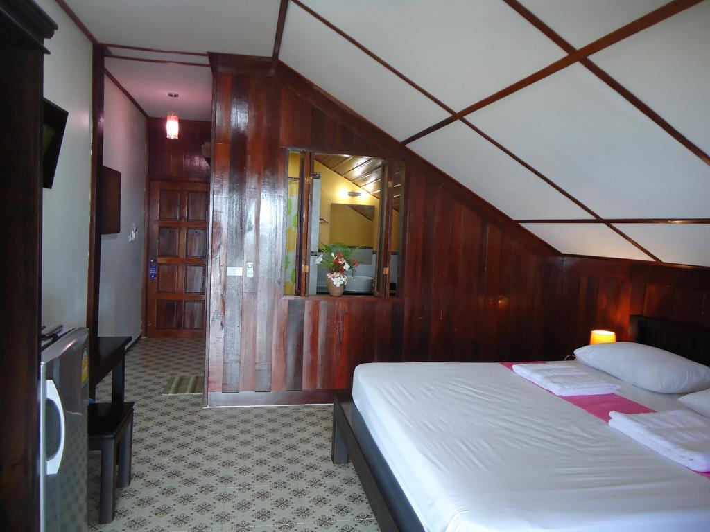 Sea Breeze House, Naiplao Inn Khanom