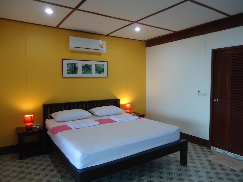 Sea Breeze House, Naiplao Khanom