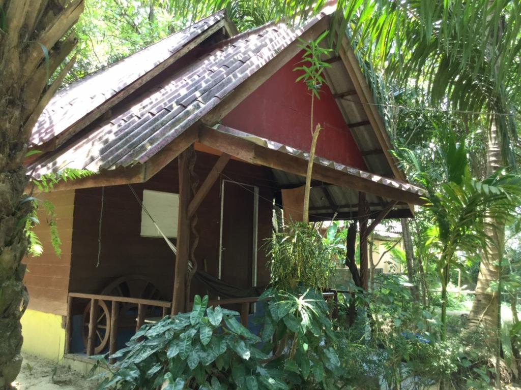 Goldkey Guest house Ranong