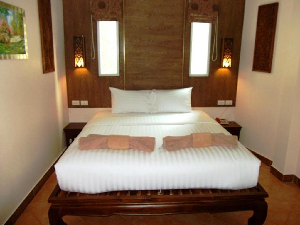 The Red Balcony Inn Pattaya