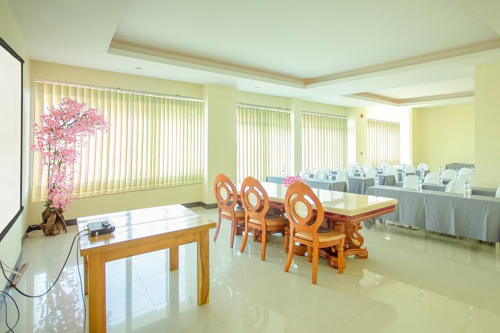Santiphap & 4* Ban Bang Khu (Phuket)