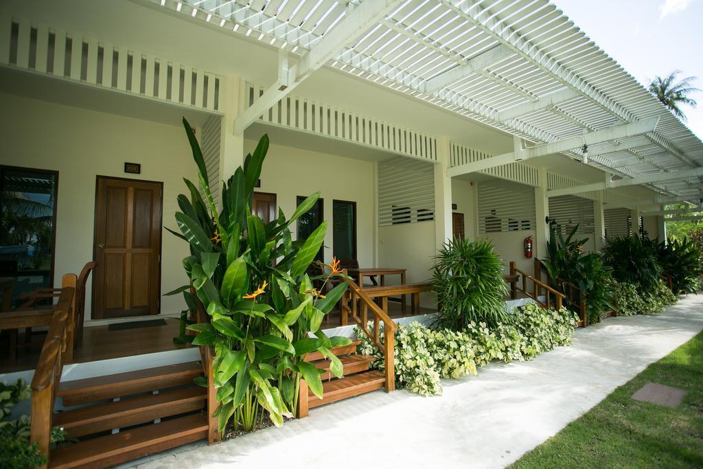 Nisasiri Boutique Resort Laem Sing