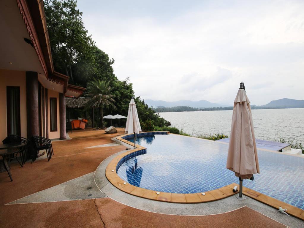5 Bedroom Seafront Phangan Sdv231-by Samui Dream * Srithanu