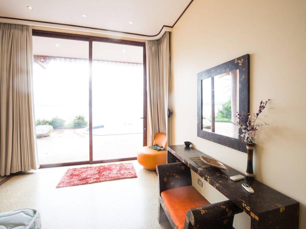 Villa 5 Bedroom Seafront Phangan Sdv231-by Samui Dream