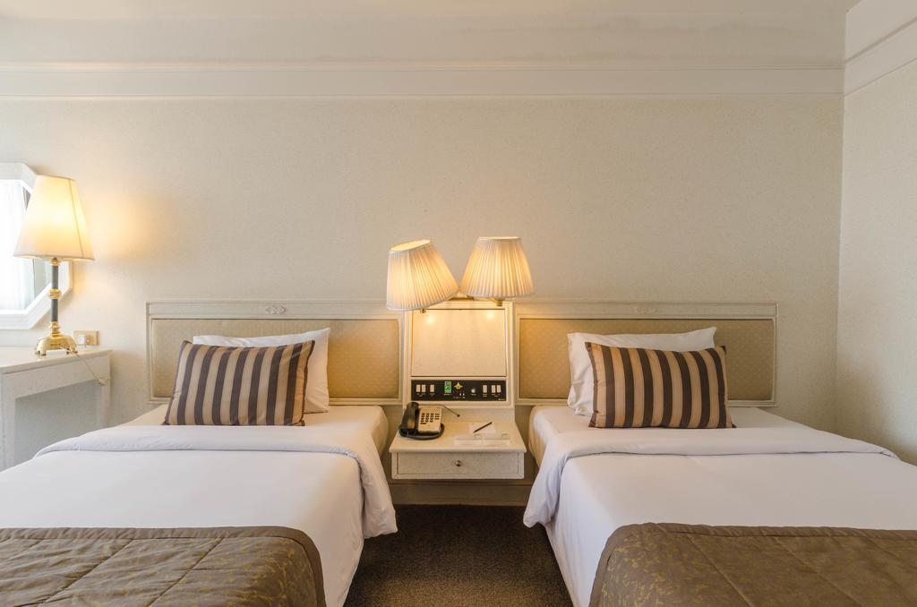 Pornping Tower Hotel 3*