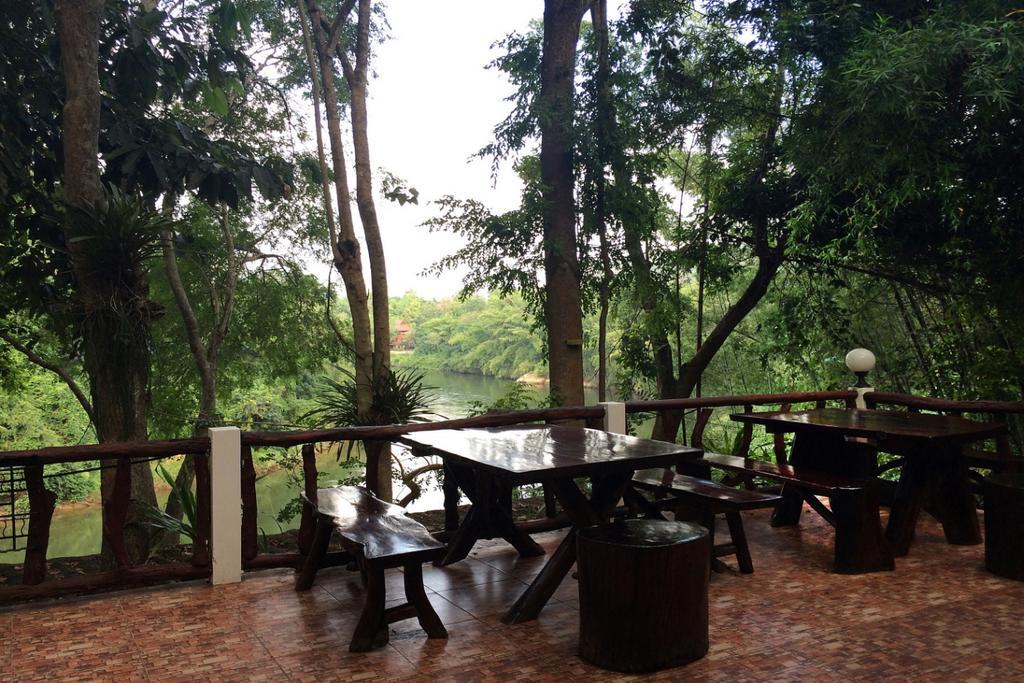 Saiyok River House 3* Sai Yok