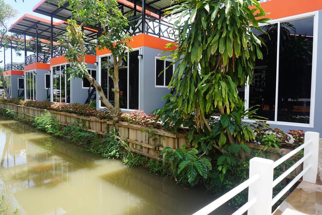 Meephawa Amphawa