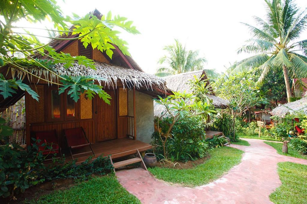 Baan Panburi Village 3*