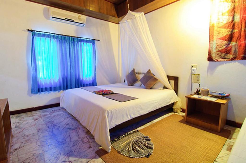Baan Panburi Village 3*