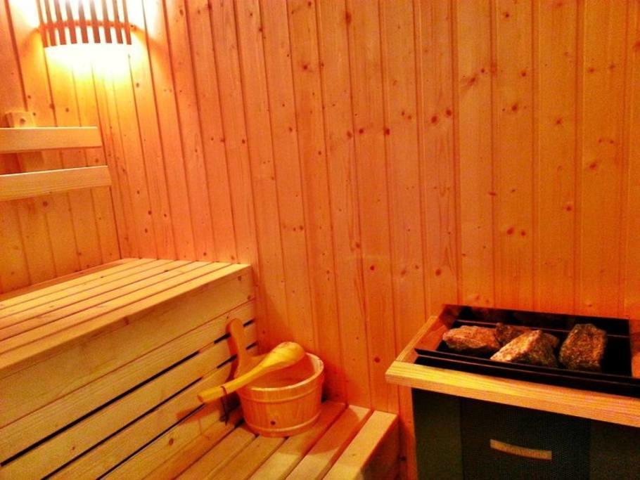 Apartment Sea View 1Br Condo Beach Gym Sauna Pool *