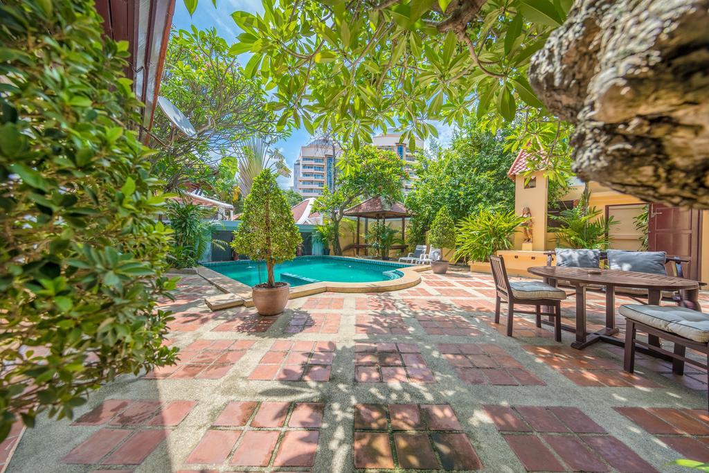 Tabali Pool Villa *
