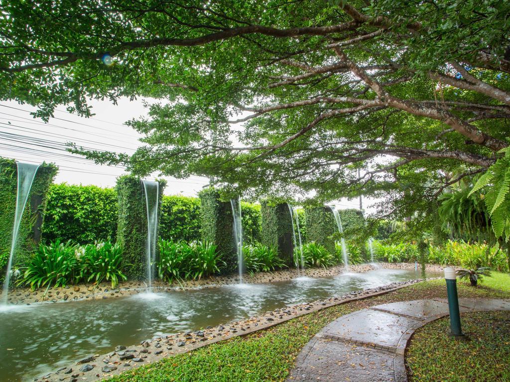 Maneechan - Sha Extra Resort