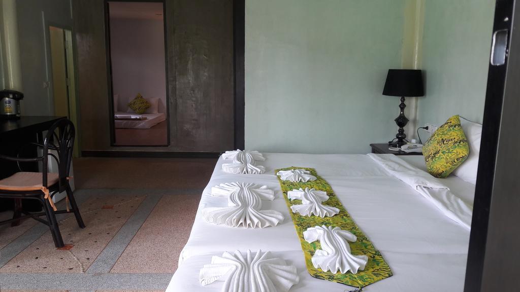 Resort Aonang Cliff Mountain New