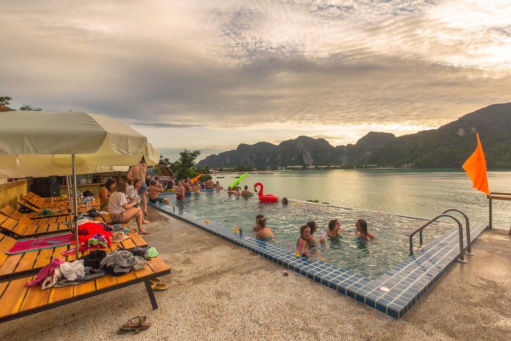 Phuphaya Seaview - Adult Only Phi Phi Don