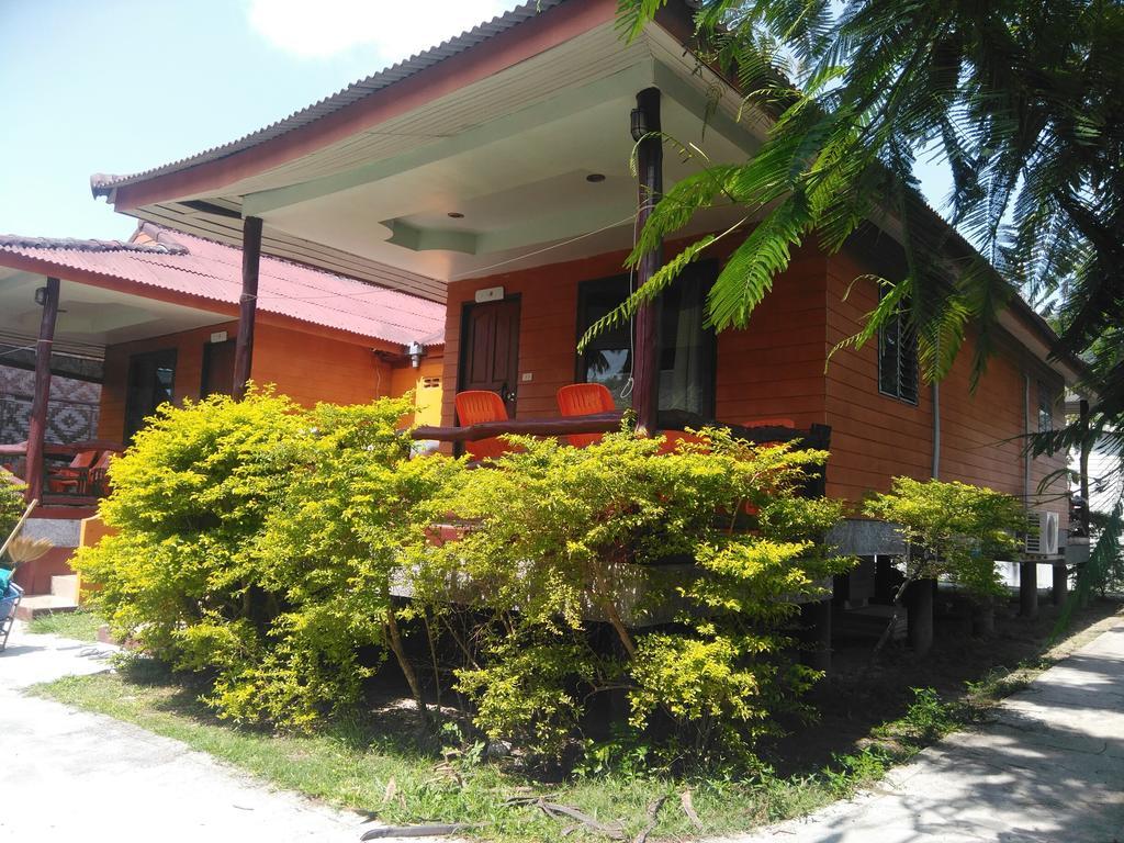 Coralbay Guest house