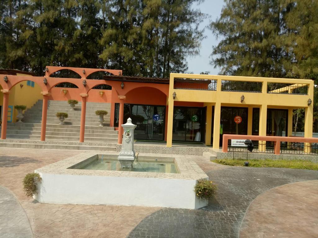 Guest house Phutara 2*