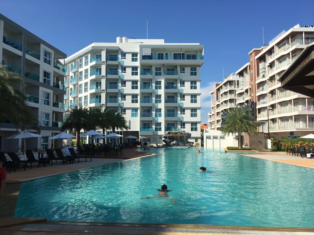 Grand Blue By Nuttaya Apartment