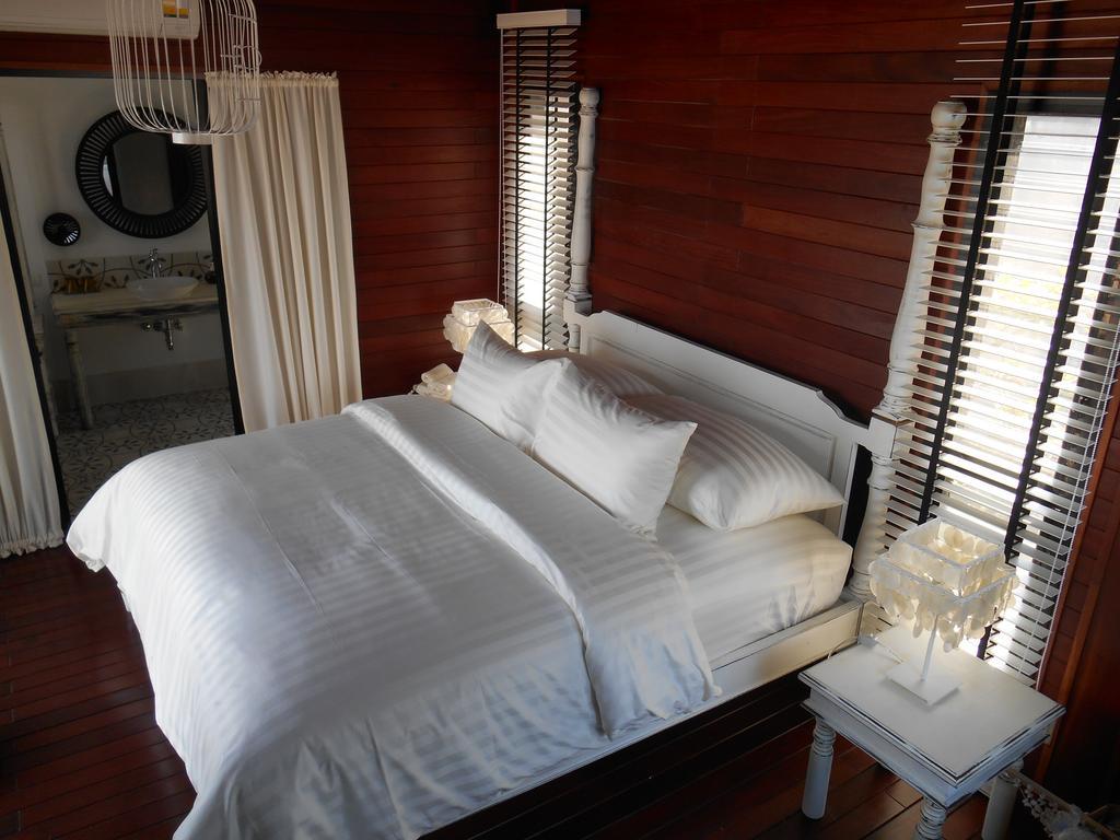 The Blue Sky Resort@ Koh Payam
