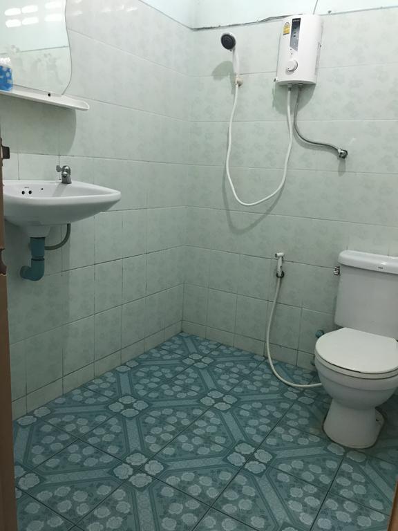 Cashew Nut Bungalows Guest house Ao Nang