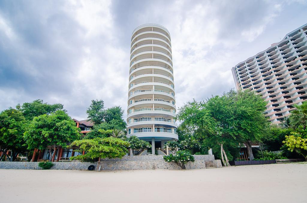 Baan Hansa *