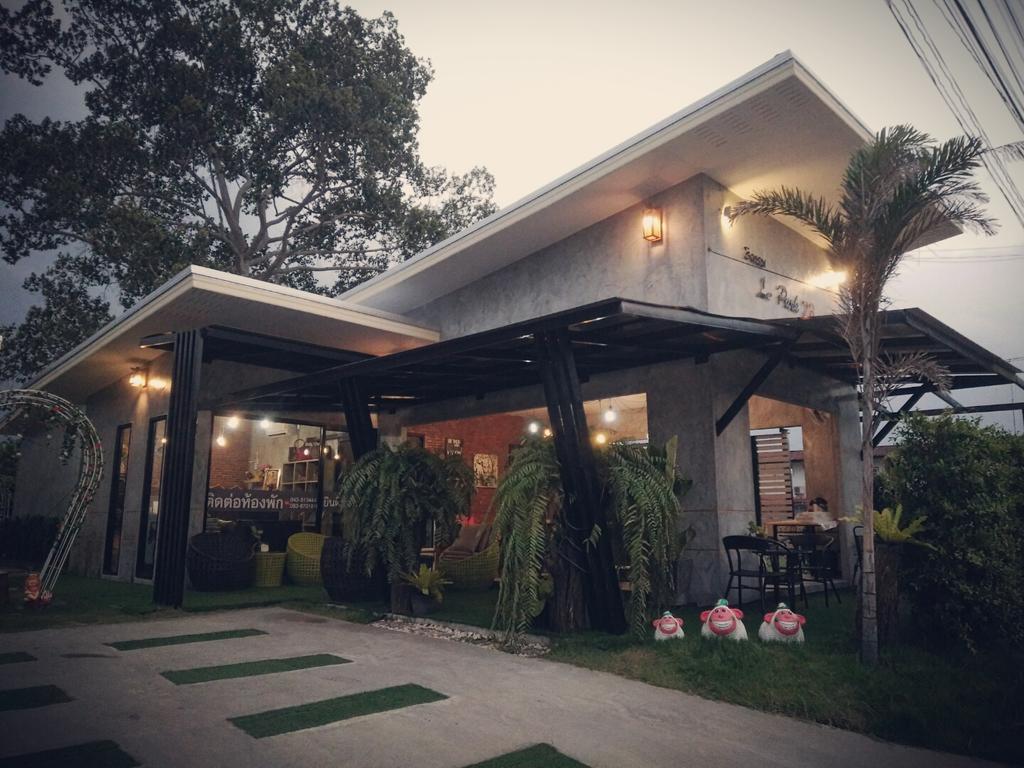 Le Park 23 Boutique 3* Roi Et