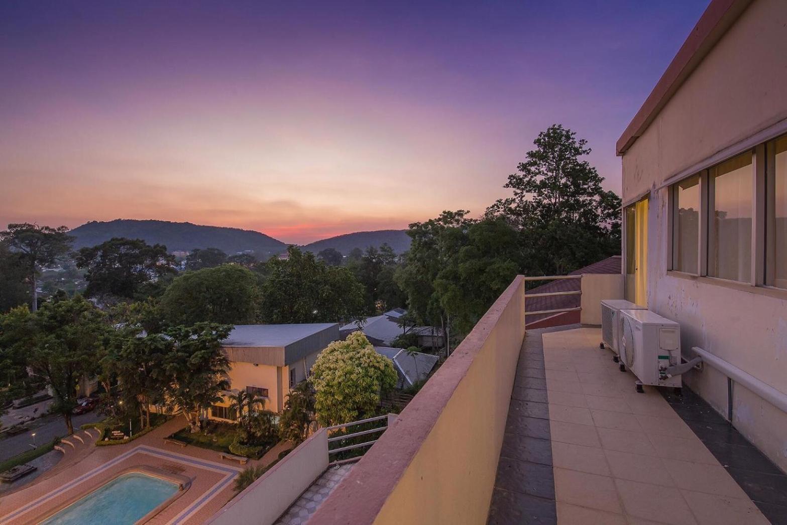Rajpracha ราชประชา Hotel 3*