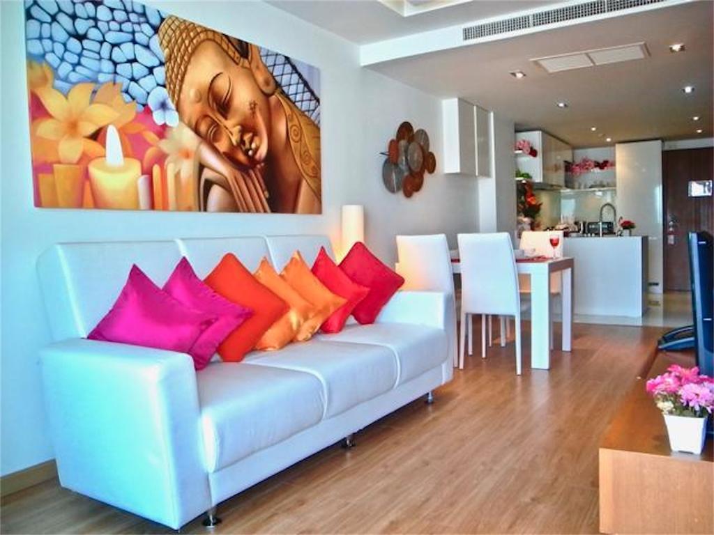 Apartment The Privilege : 1 Bedroom In Patong