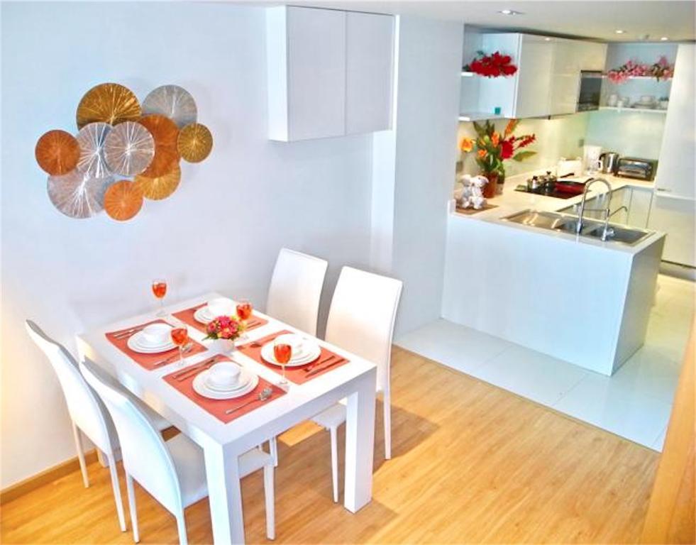 Apartment The Privilege : 1 Bedroom In Patong