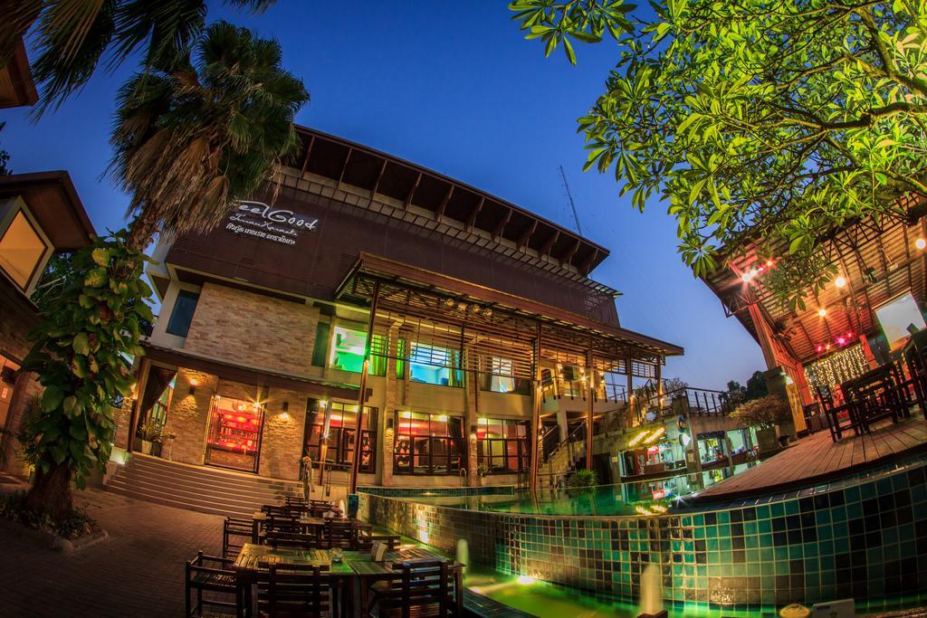 Hotel Narakul 3*