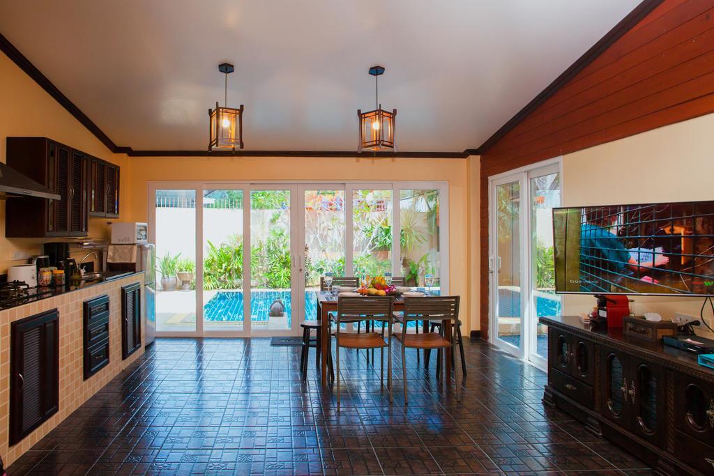 Baan Manuchang Villa, Sha Certified Pousada