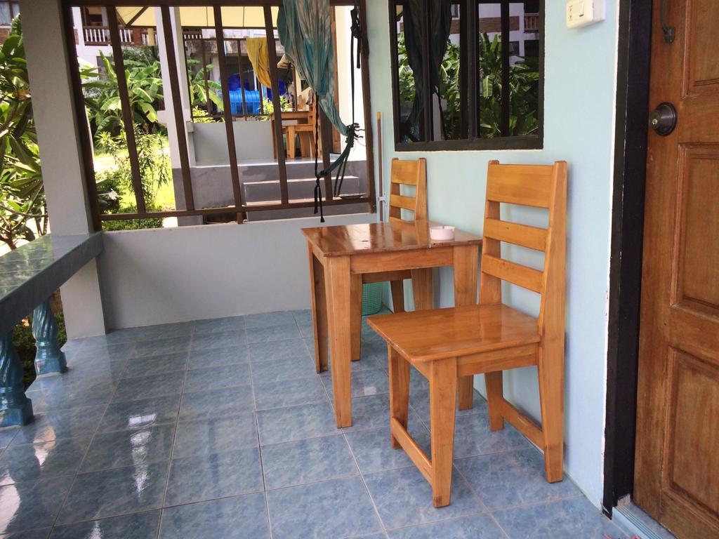 Light In Guest house Haad Rin