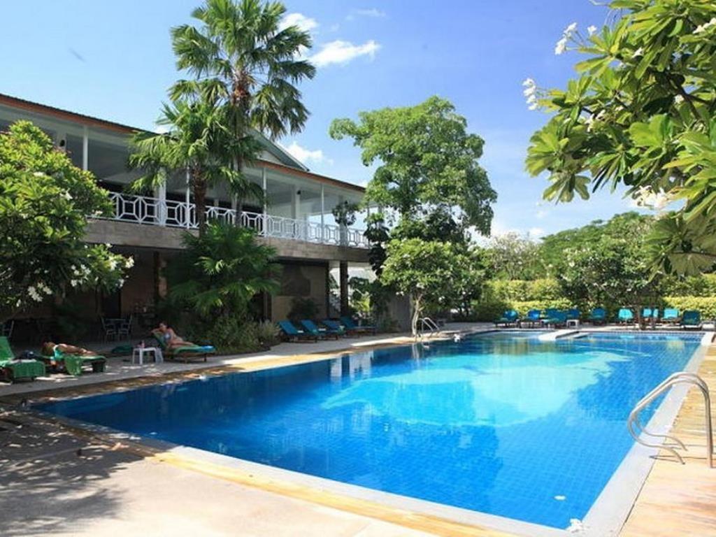 River Kwai Ban Don Rak
