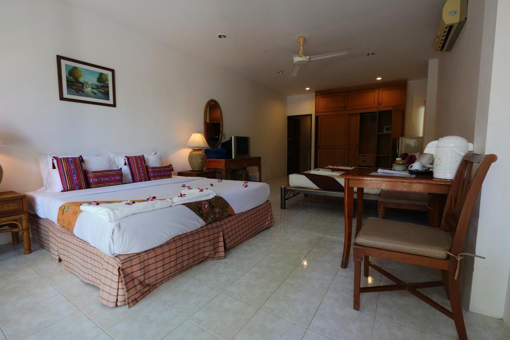 Tradewinds Resort 3*