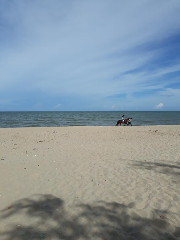 Talay And Hotel