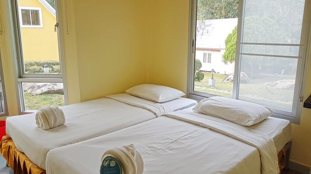 Resort Brookside Valley Rayong