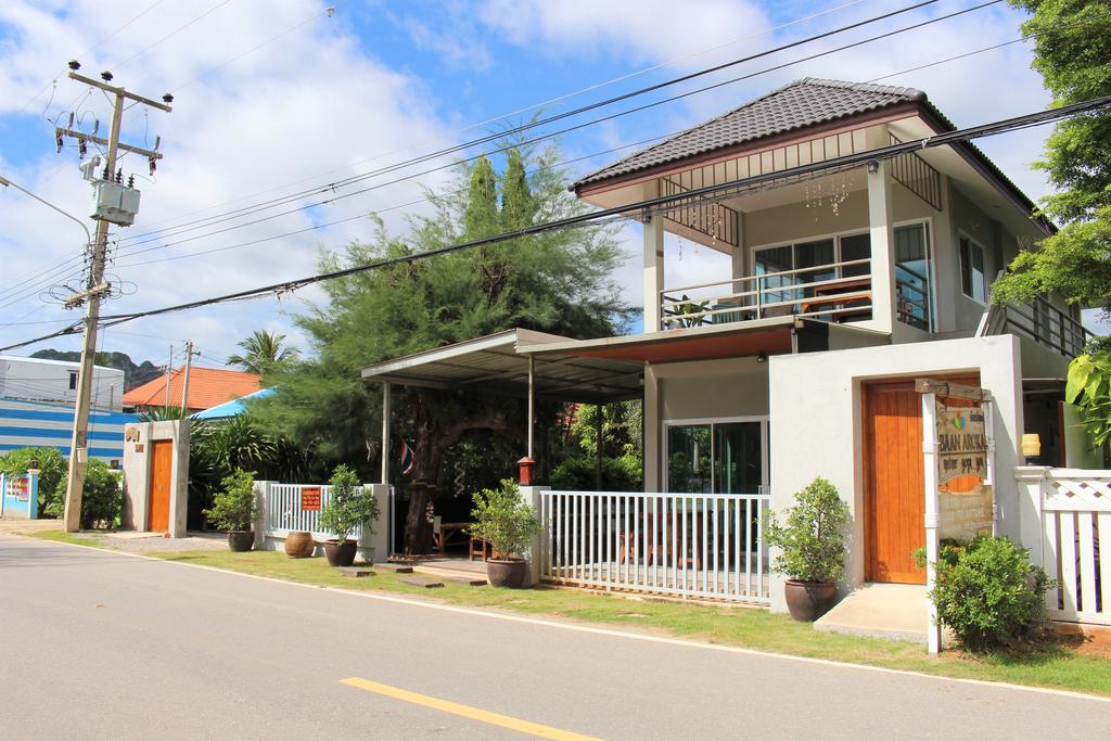 Villa Baan Aroka Front Sam Roi Yot