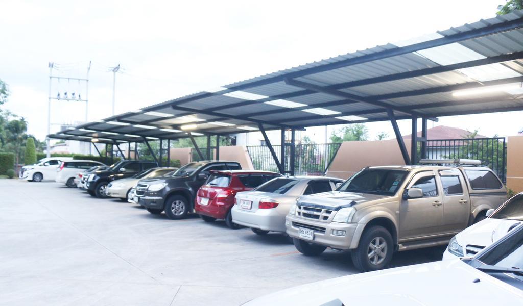 Ray Hotel Buriram