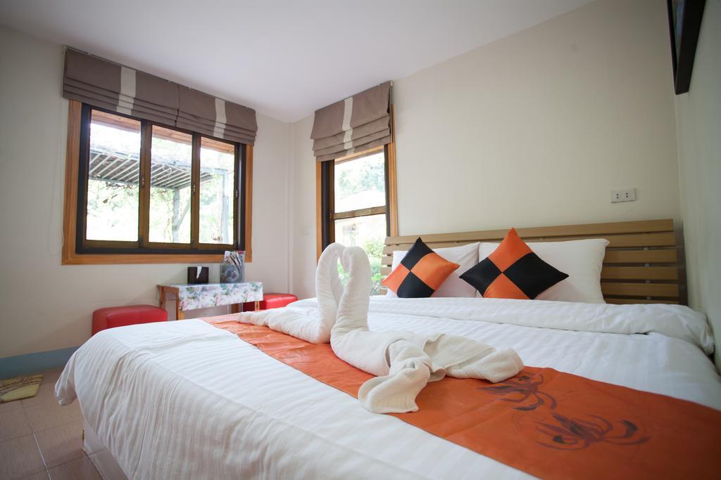 Dusit Talai Resort Nong Nam Daeng