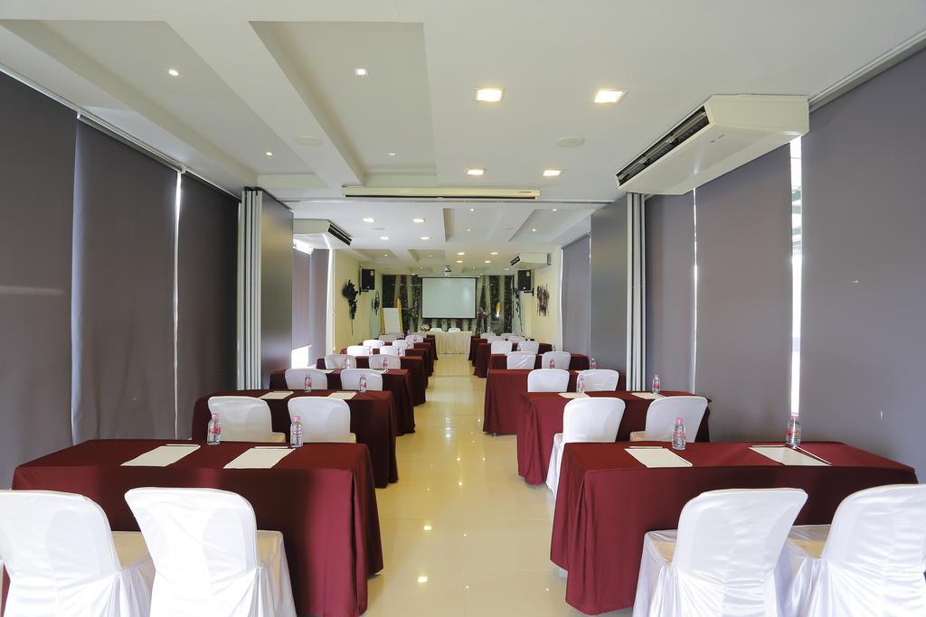 Play La Ploen Boutique And Adventure Camp 4*